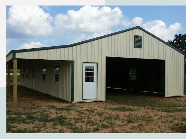 Строительство конюшен в Сибае